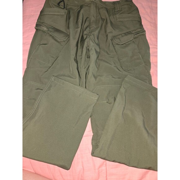 Mens L/XL Cargo Pants - Picture 1 of 6